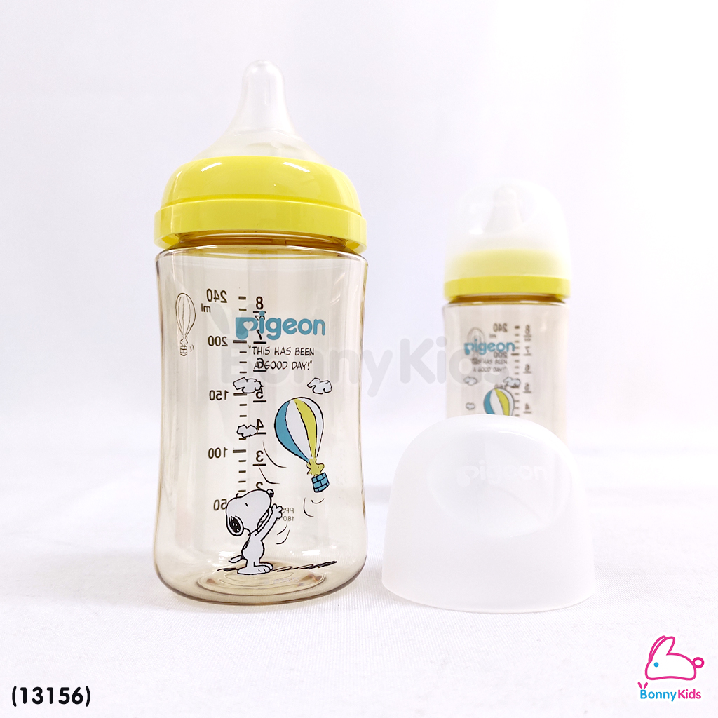 (13156) Pigeon (พีเจ้นท์) SofTouch PPSU ขวดคอกว้างสีชา 8oz แพ็ค 2 ขวด ลาย Snoopy (3m+)