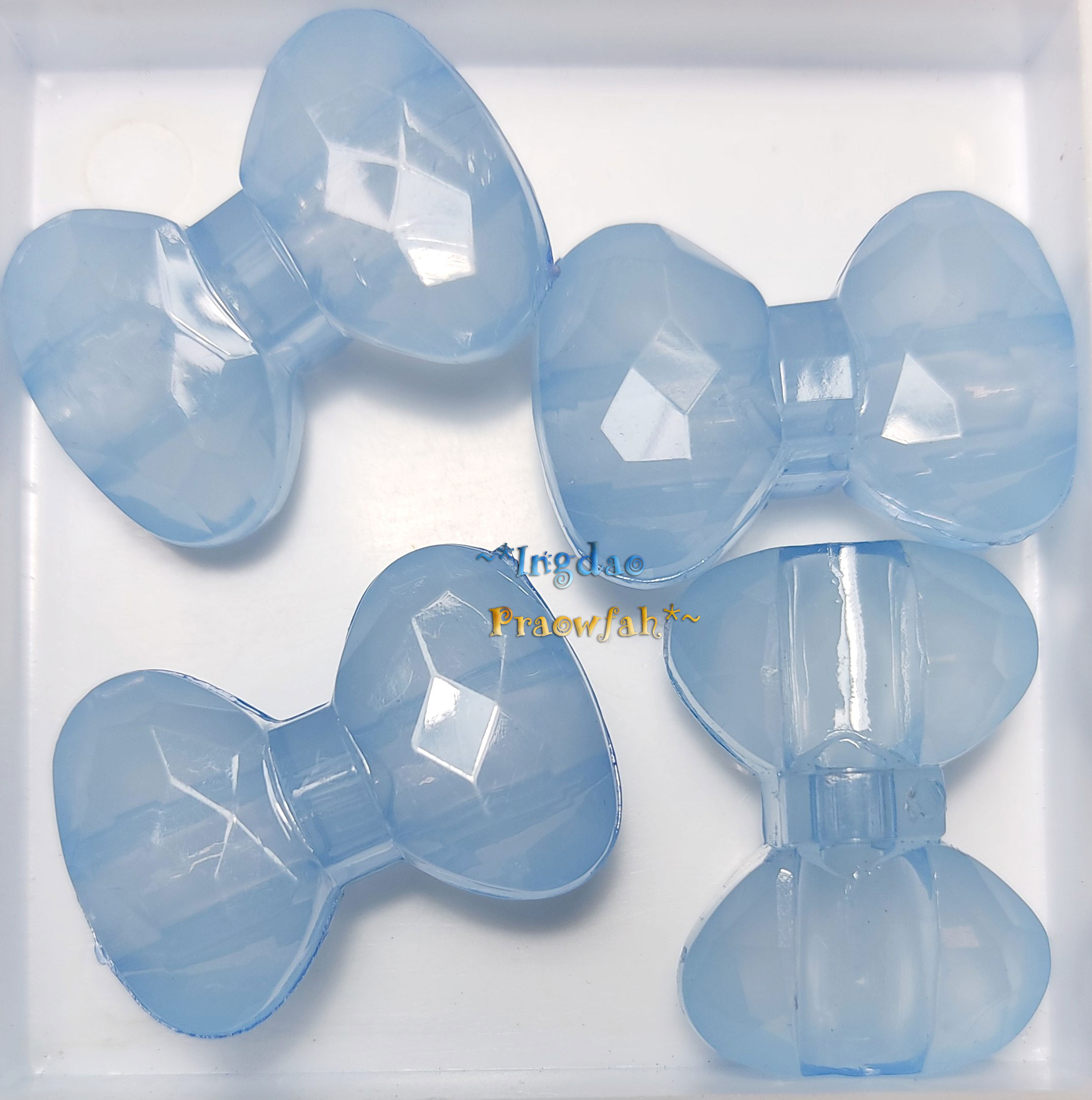 3127bl ลูกปัดทรงโบว์ สีฟ้า ขนาด 20 มิล. x 28 มิล. (1 ชิ้น)