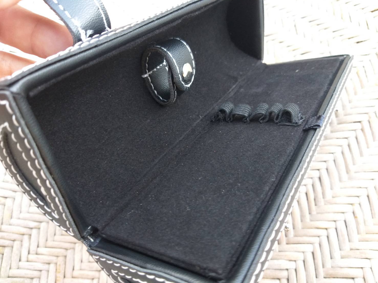 กระเป๋าใส่แปรงแต่งหน้า MAC (ของใหม่)