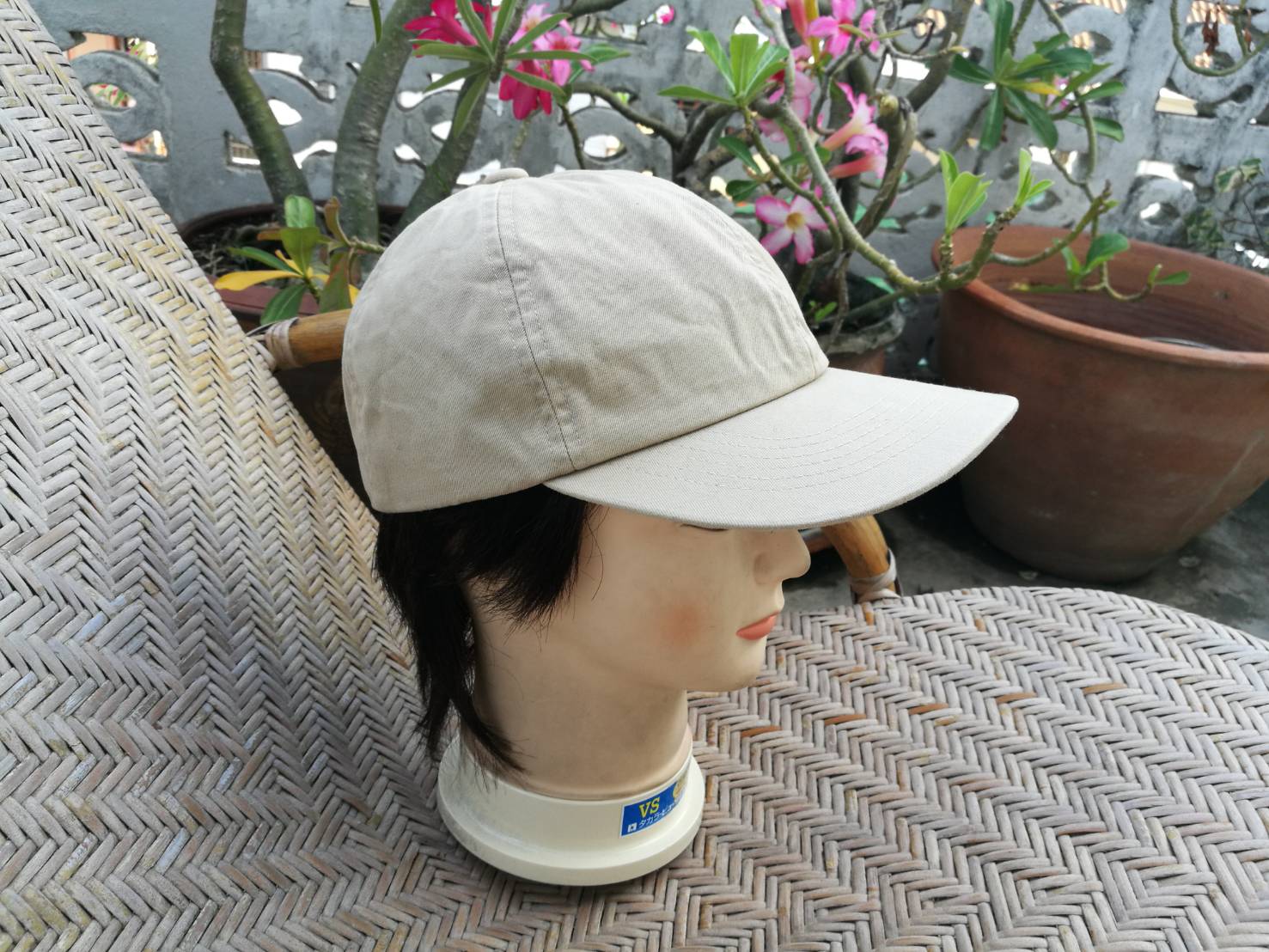 หมวกแก๊ป Uniqlo สีกากี (ของใหม่)