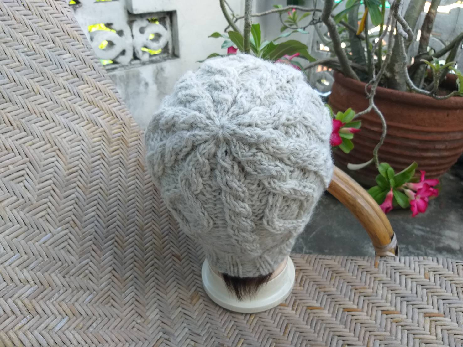 หมวกไหมพรมขนสัตว์ อุ่นสุดๆ ใบนี้ (ของใหม่)