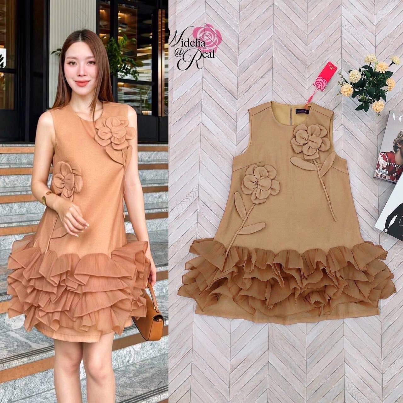 Dress เดรสทรงปล่อยแขนกุด เย็บดอกไม้ป๊อปอัพ ชายเย็บระบายฟูอลังการเนื้อผ้าสีพื้น ผ้ามีtexture ใส่สบาย : สินค้าคุณภาพ (พร้อมส่ง)