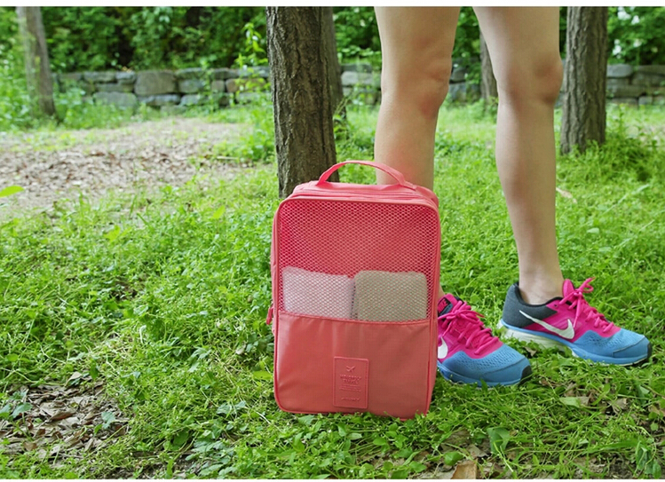 กระเป๋าใส่รองเท้าสำหรับเดินทาง กันน้ำได้ ถือพกพาสะดวก มี 6 สีให้เลือก