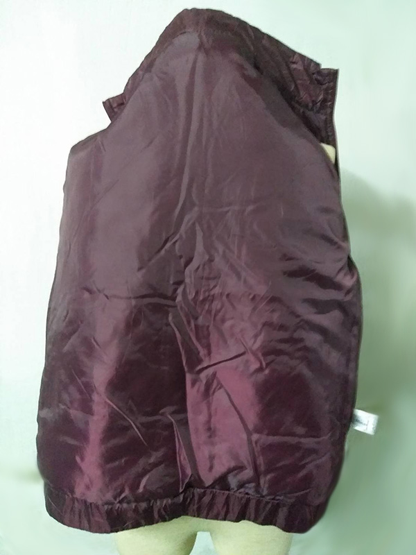 เสื้อกั๊กนวม อก50 ผู้ดีมาก (ใหม่ป้ายห้อย)