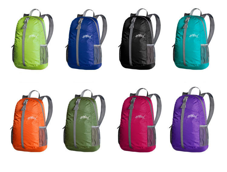 กระเป๋าเป้พับเก็บได้ รุ่นใหม่ สะพายหลังได้ น้ำหนักเบา พกพาสะดวก ทำจากไนล่อนคุณภาพสูง กันน้ำ ทนทาน เหมาะสำหรับเดินทาง และทำกิจกรรมโปรด (Lightweight Foldable Waterproof Backpack)