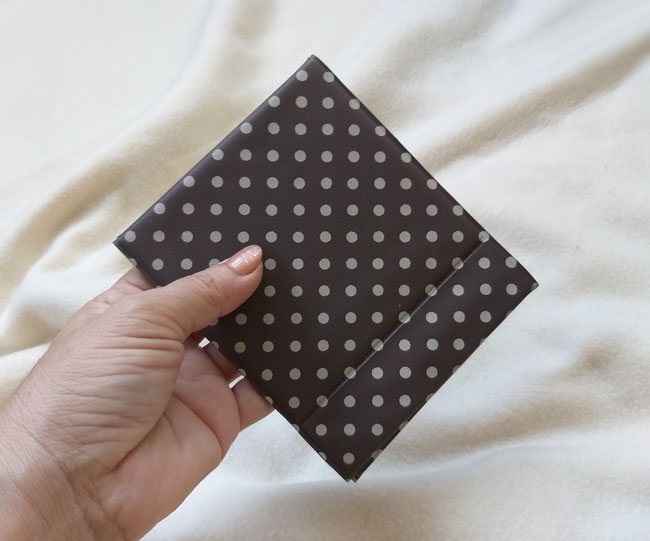 กระจกพับตั้งได้ สวยหรูดูแพง พกใส่กระเป๋าได้ /ของใหม่/