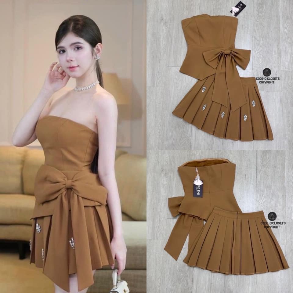 เซต2ชิ้น สีน้ำตาล เสื้อเกาะอกดีไซน์ ชายเฉียงและเย็บติดริบบิ้นโบว์ใหญ่ข้างเอว +กระโปรงสั้น : สินค้าคุณภาพ (พร้อมส่ง)
