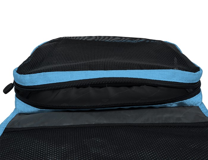 Bagsmart กระเป๋าใส่อุปกรณ์อาบน้ำ คุณภาพสูง ใส่อุปกรณ์อาบน้ำ แขวนได้ สำหรับเดินทาง ท่องเที่ยว (ฺLight Blue)