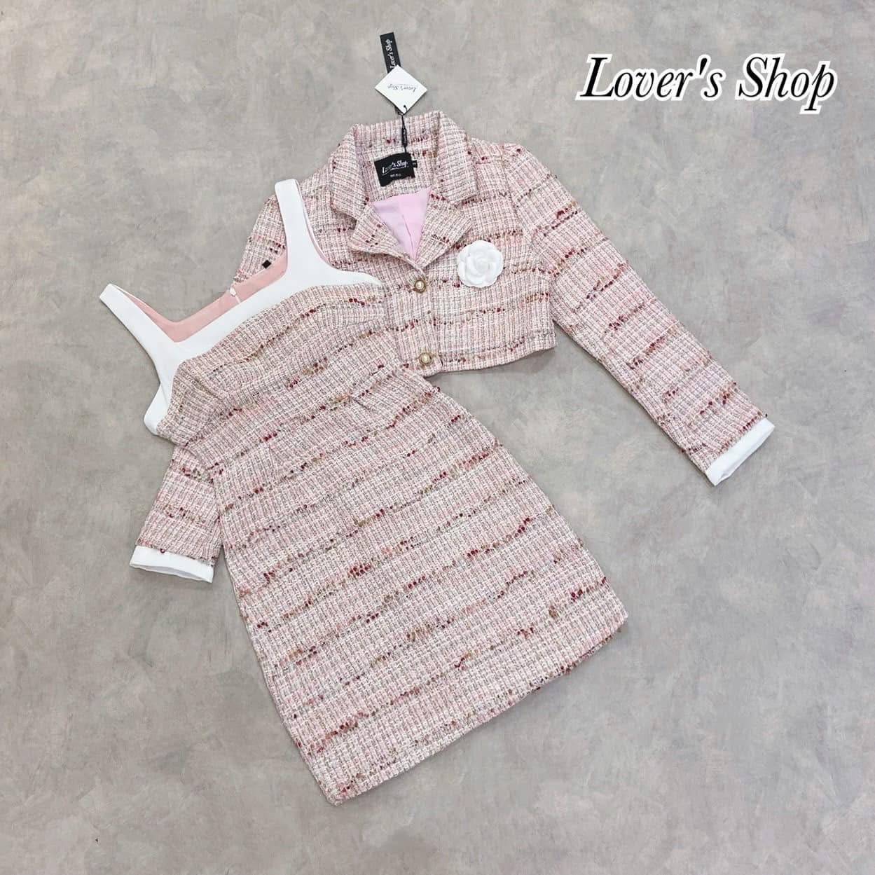 Set 3ชิ้น เสื้อคลุม+เดรสกระโปรง พร้อมเข็มกลัดดอกไม้ ลุคสวยหรูดูผู้ดี ใส่สบาย : สินค้าคุณภาพ (พร้อมส่ง)