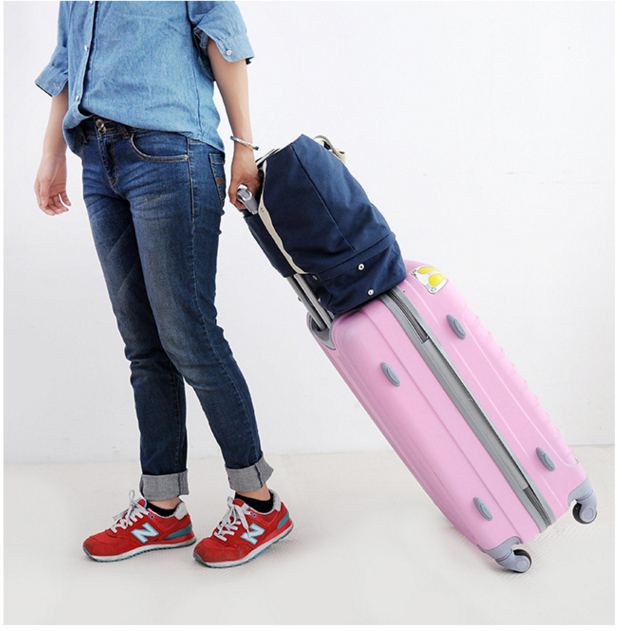 กระเป๋าสะพายผ้าแคสวาส เสียบกระเป๋าเดินทางได้ มีช่องใส่สองชั้นบน-ล่าง กระเป๋าเล็กแยก เหมาะมากสำหรับเดินทาง ท่องเที่ยว มี 7 สีให้เลือก