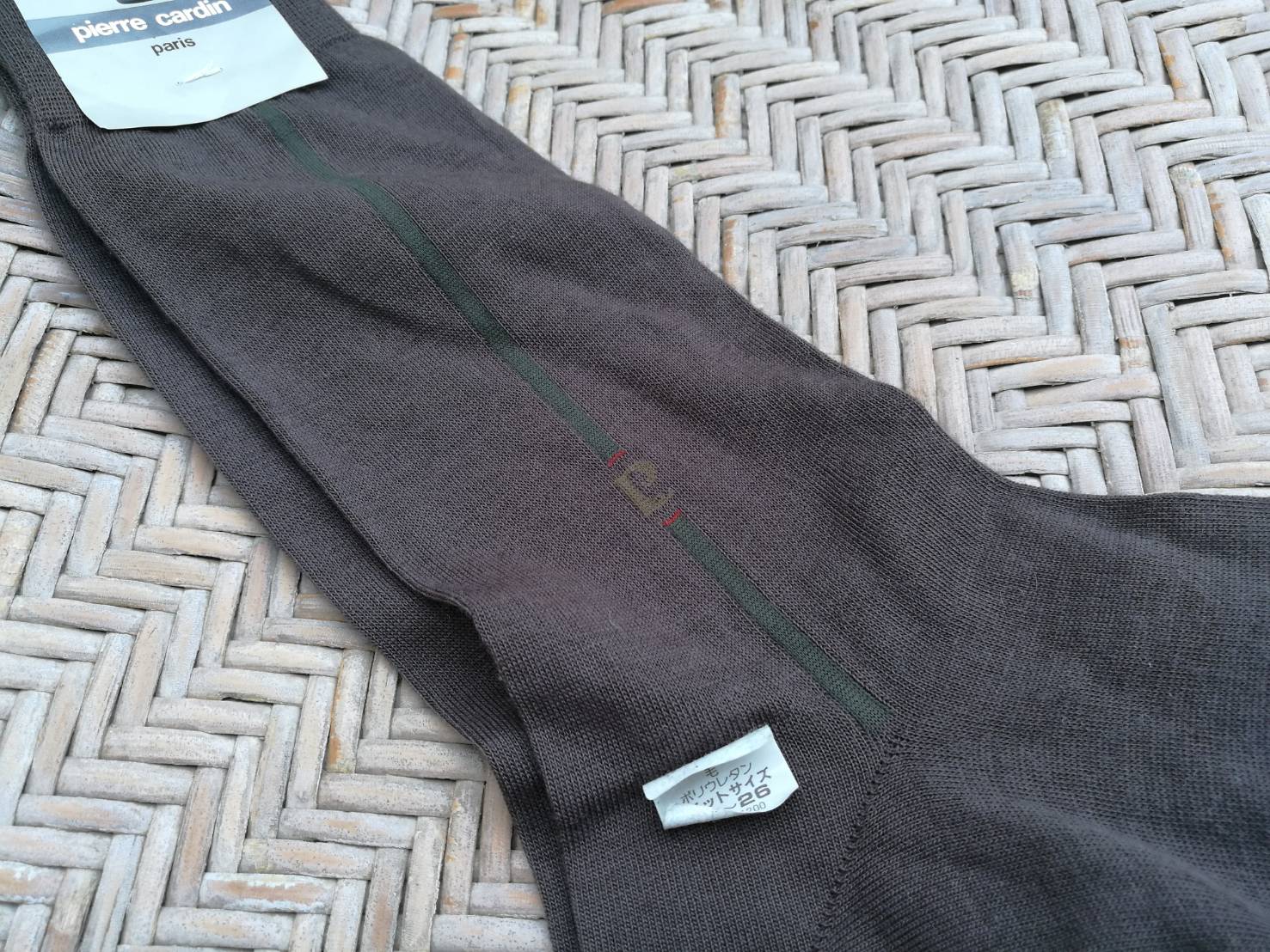 ถุงเท้า pierre cardin สีน้ำตาล