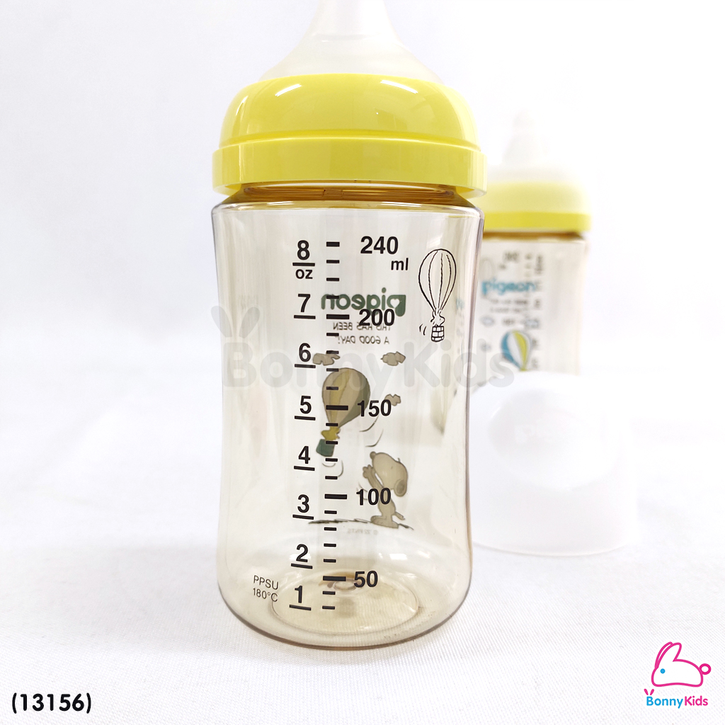 (13156) Pigeon (พีเจ้นท์) SofTouch PPSU ขวดคอกว้างสีชา 8oz แพ็ค 2 ขวด ลาย Snoopy (3m+)