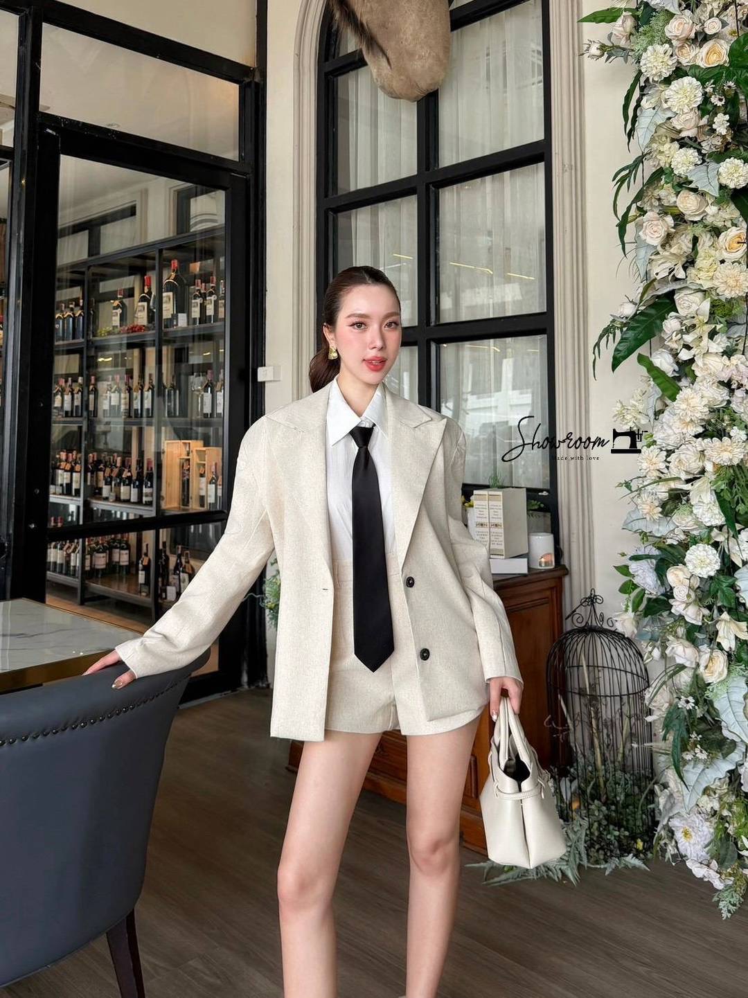 เซ็ต 4 ชิ้น เสื้อเชิ้ต เสื้อสูท กางเกงขาสั้น เนคไท ใส่สบาย : สินค้าคุณภาพ (พร้อมส่ง)