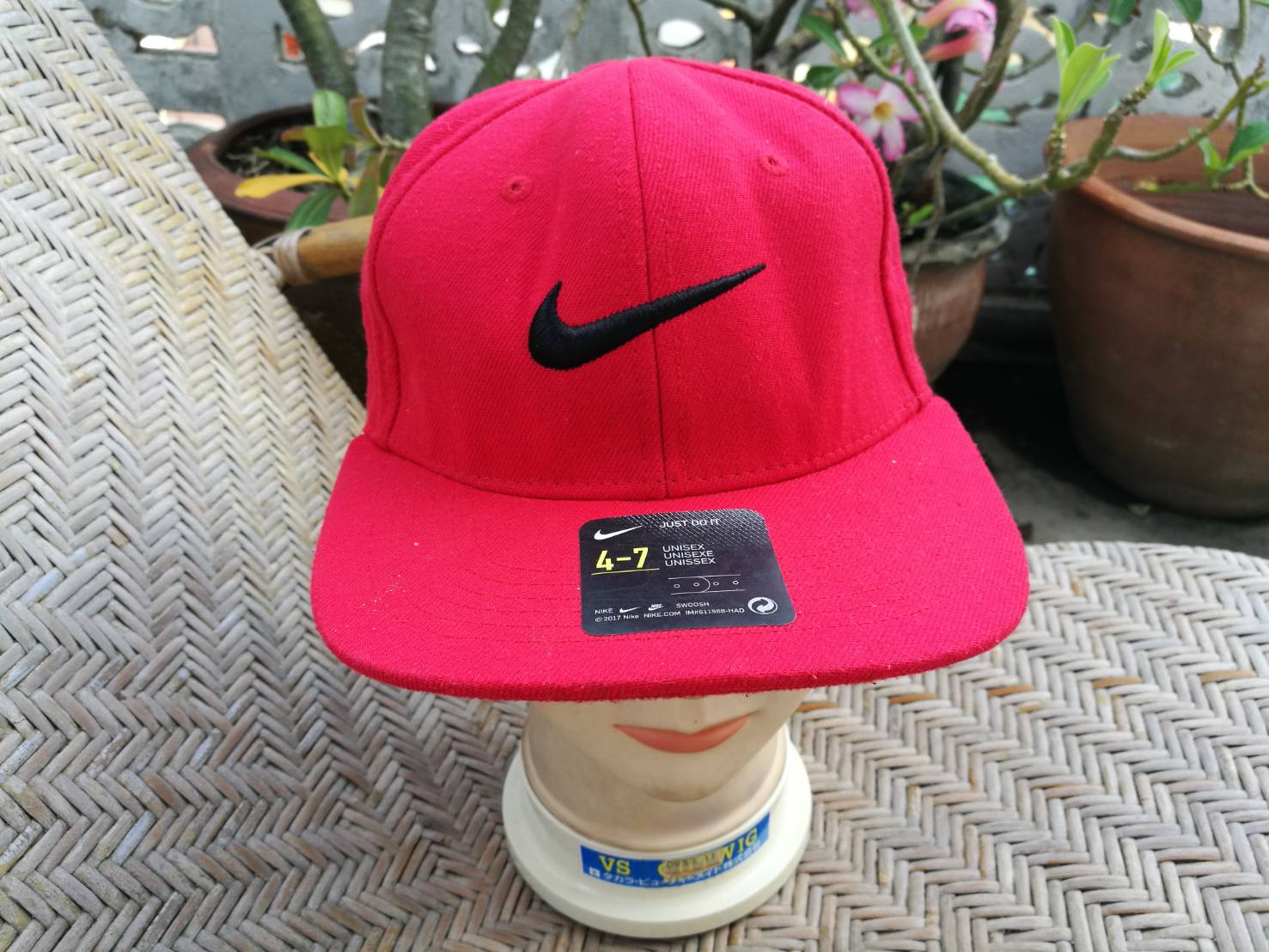 หมวกแก๊ปเด็ก NIKE สีแดงสุดแจ่ม (ของใหม่)