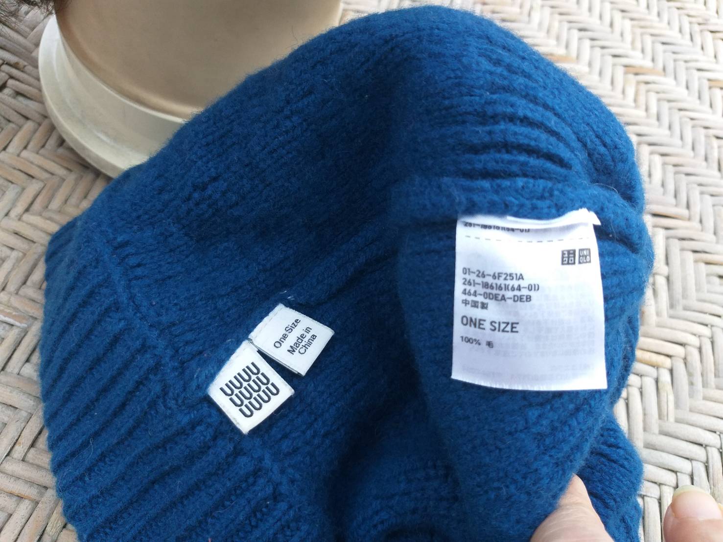 หมวกไหมพรม Uniqlo ไหมพรมขนสัตว์อุ่นมาก สีสวย