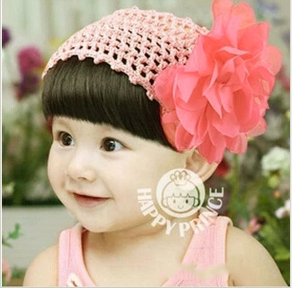 ผ้าคาดผมเด็กโครเชต์ มีผมหน้าม้าประดับดอกคาดด้านข้าง