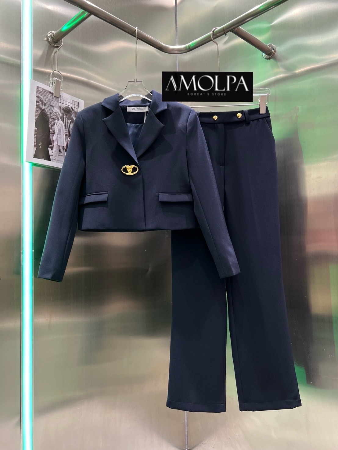 BLAZER VALENTINO Colletion 2024SS งาน hiend สูท VALENTINO เนื้อผ้า อย่างดี ด้านในมีซับในทั้งตัว ใส่สบาย : สินค้าคุณภาพ (พร้อมส่ง)