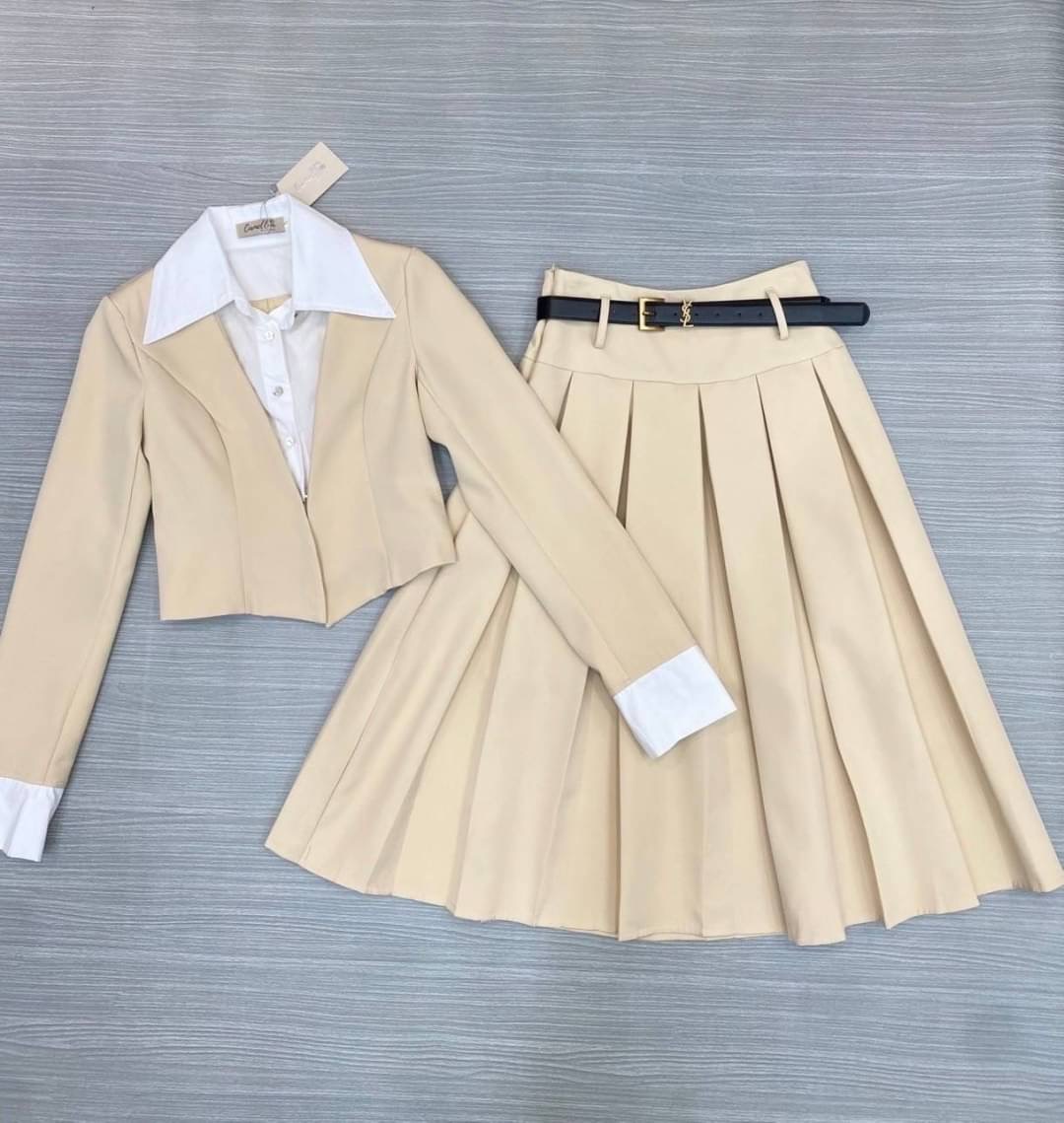 Set4 ชิ้น เสื้อเชิ๊ต2 โทนปกเชิ๊ต + กระโปรงจีบ รอบ + เข็มขัด + เข็มกลัด เข้าชุด สวยลงตัวมาก ใส่สบาย : สินค้าคุณภาพ (พร้อมส่ง)