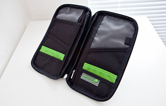 กระเป๋าใส่พาสปอร์ต กระเป๋าใส่หนังสือเดินทาง อเนกประสงค์ มีสายคล้องมือ ใส่เอกสารได้เยอะ พกพาสะดวก กันน้ำ คุณภาพดี