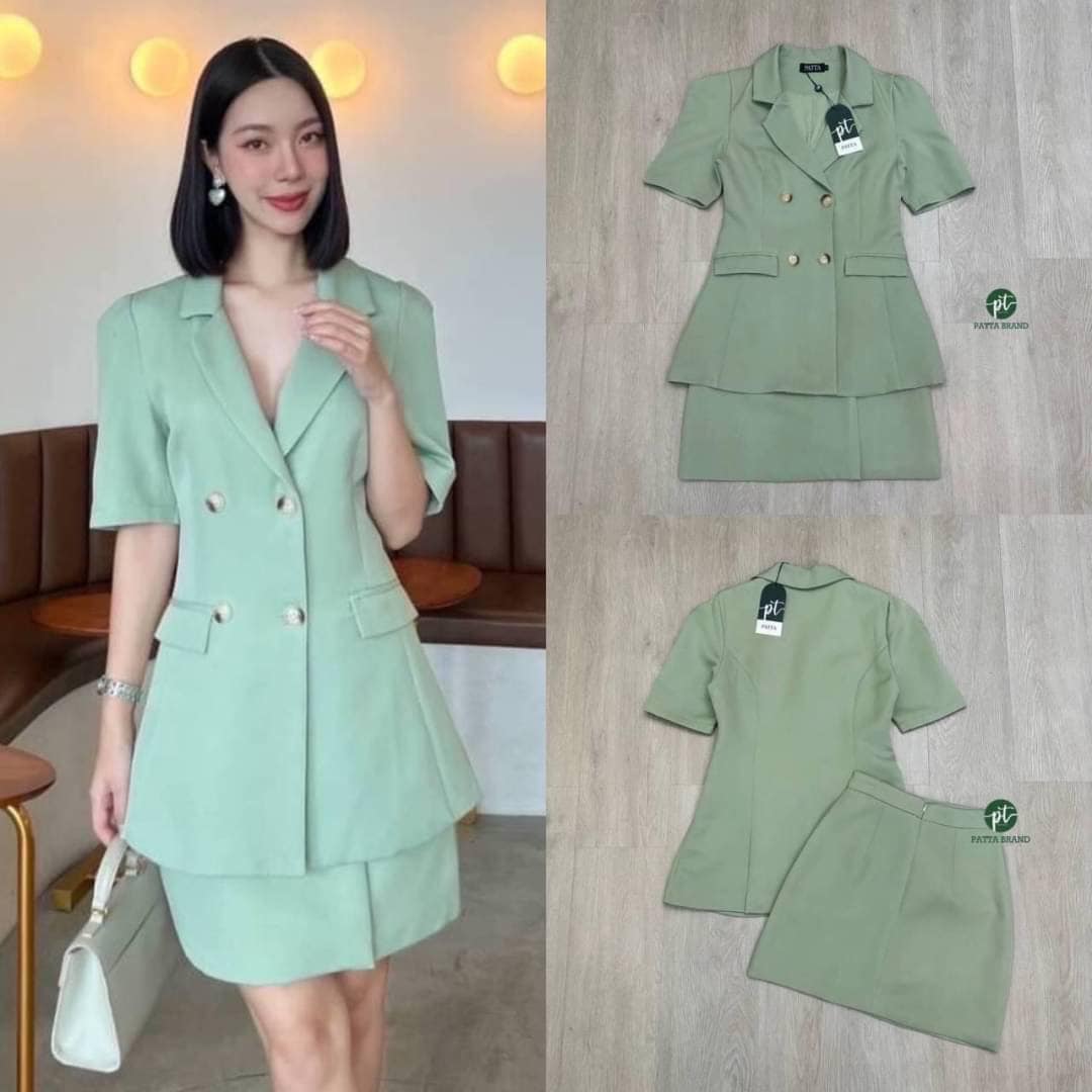 Set2ชิ้น เสื้อBlazer แขนสั้นคอปก ด้านหน้าแต่งกระดุมลายงาใช้งานได้จริง มาคู่กับกระโปรงดีไซน์เย็บทับจับจีบข้าง มีซิปหลัง สินค้าคุณภาพ (พร้อมส่ง)
