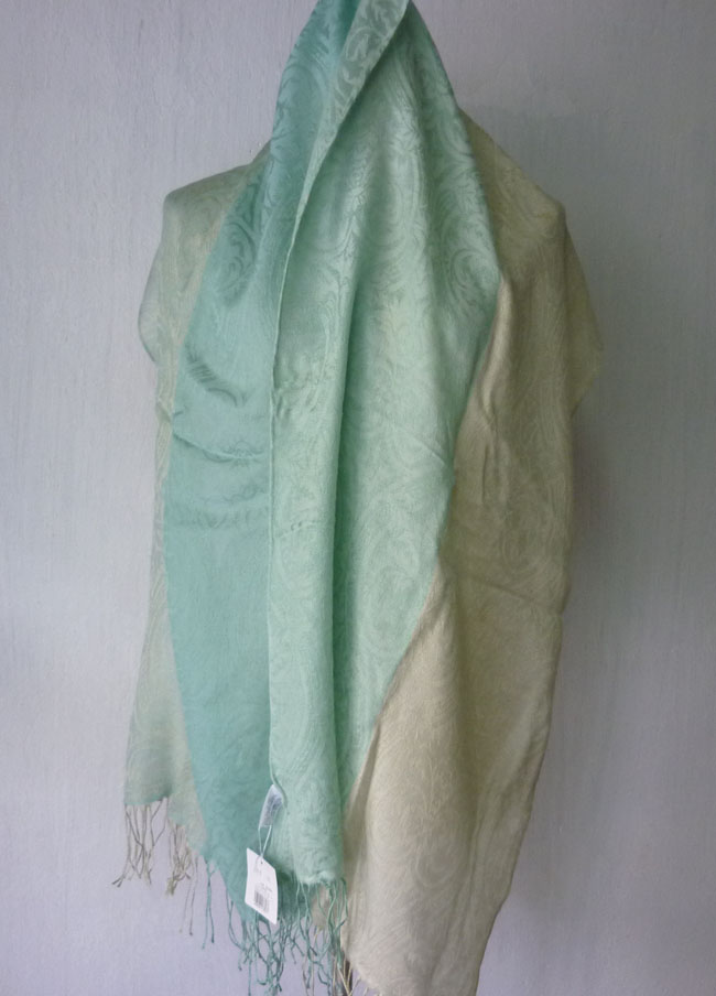 ผ้าพันคอ ผ้าคลุมไหล่ 100% wool /ของใหม่/