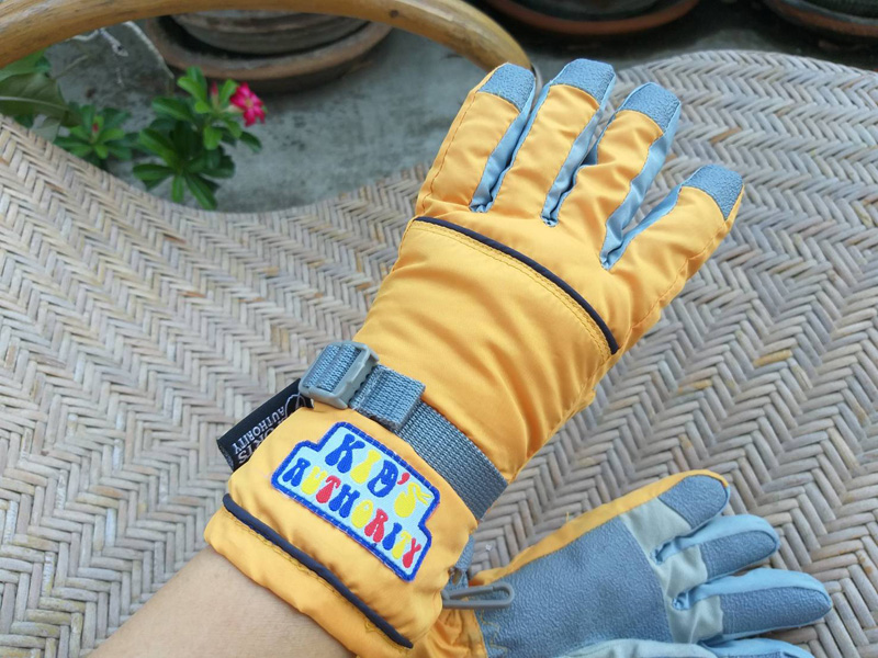 ถุงมือเด็ก ไซด์ 120