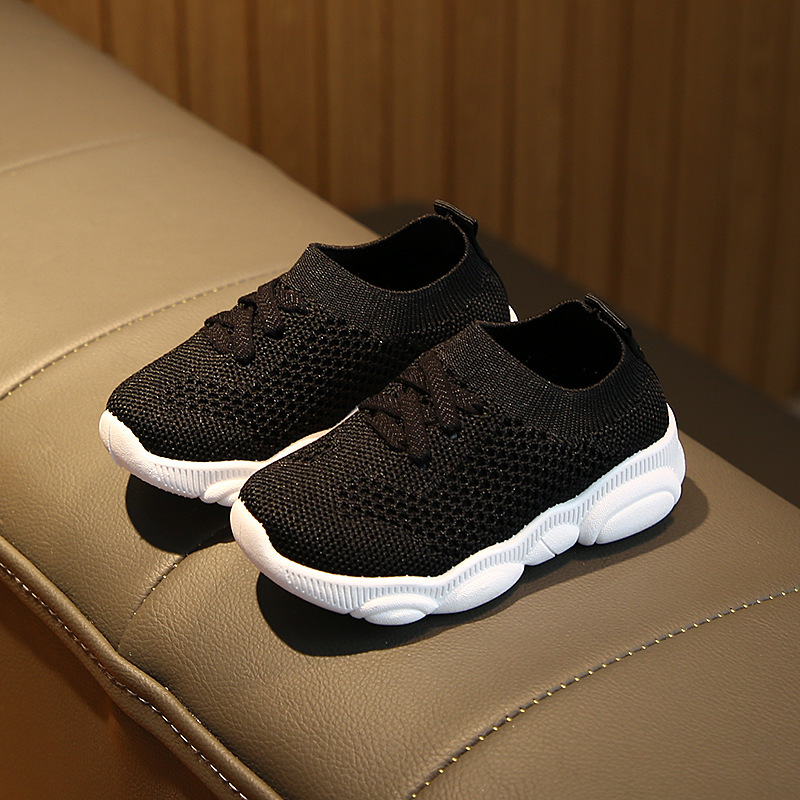 รองเท้าเด็กชายหญิง วัย 1-6 ปี ผ้าตาข่ายยืดหยุ่น ระบายอากาศดี สวมใส่เบาสบายไม่ร้อน