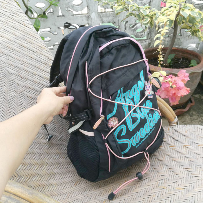 กระเป๋าเป้ Angel Blue น่ารักมาก น่าใช้