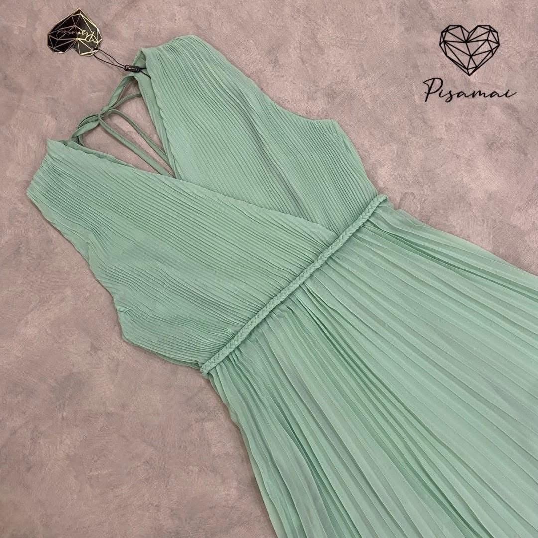 เดรสแขนกุดพลีตสีเขียวตัวยาว มาพร้อมเชือกสานผูกเอว ราคานี้มือต้องไวเลยค่า รุ่นนี้ใส่สวย ใส่สบาย : สินค้าคุณภาพ (พร้อมส่ง)