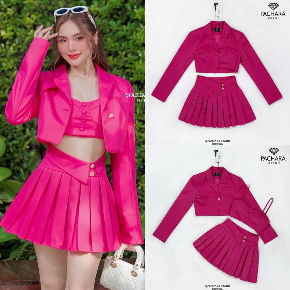 เซ็ต 3 ชิ้น เสื้อสูทแขนยาวสีบานเย็น มาพร้อมเสื้อครอปสายเดี่ยว มีฟองน้ำดันทรงสวย แมทช์คู่กับกระโปรงเอวสูง แต่งจับจีบอัดพลีทรอบตัว สินค้าคุณภาพ (พร้อมส่ง)