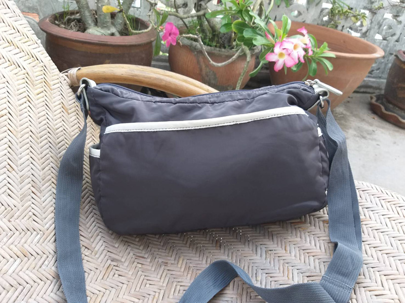 กระเป๋าสะพาย le coq sportif