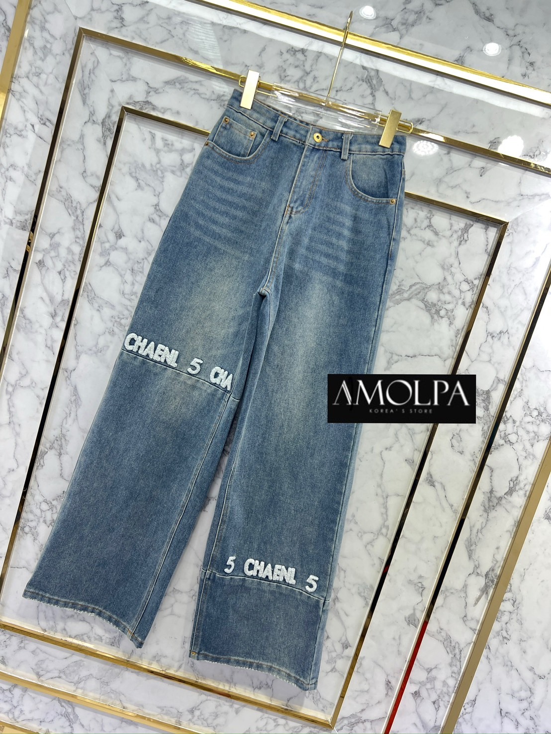 กางเกงขายาว CHANEL DENIM งาน hiend ไม่มีเอ้าท์ งานสวยชนช๊อปสุดๆ ปังที่สุดล๊าวววว รุ่นสุดคลาสสิคก็มา งานปัก งานสวยยยยสุดๆค้า งานใส่สบายสุดๆห้ามพลาดเลยจ้า ใส่สบาย : สินค้าคุณภาพ (พร้อมส่ง)