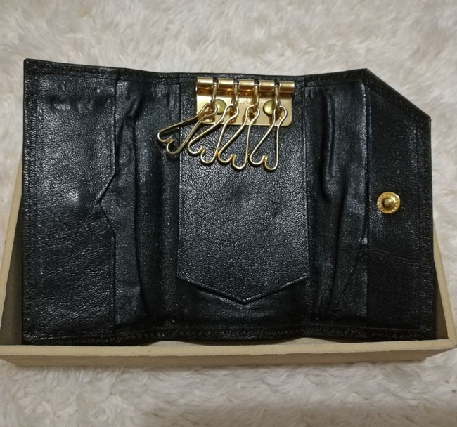 กระเป๋าพวงกุญแจหนังแท้ /ของใหม่/