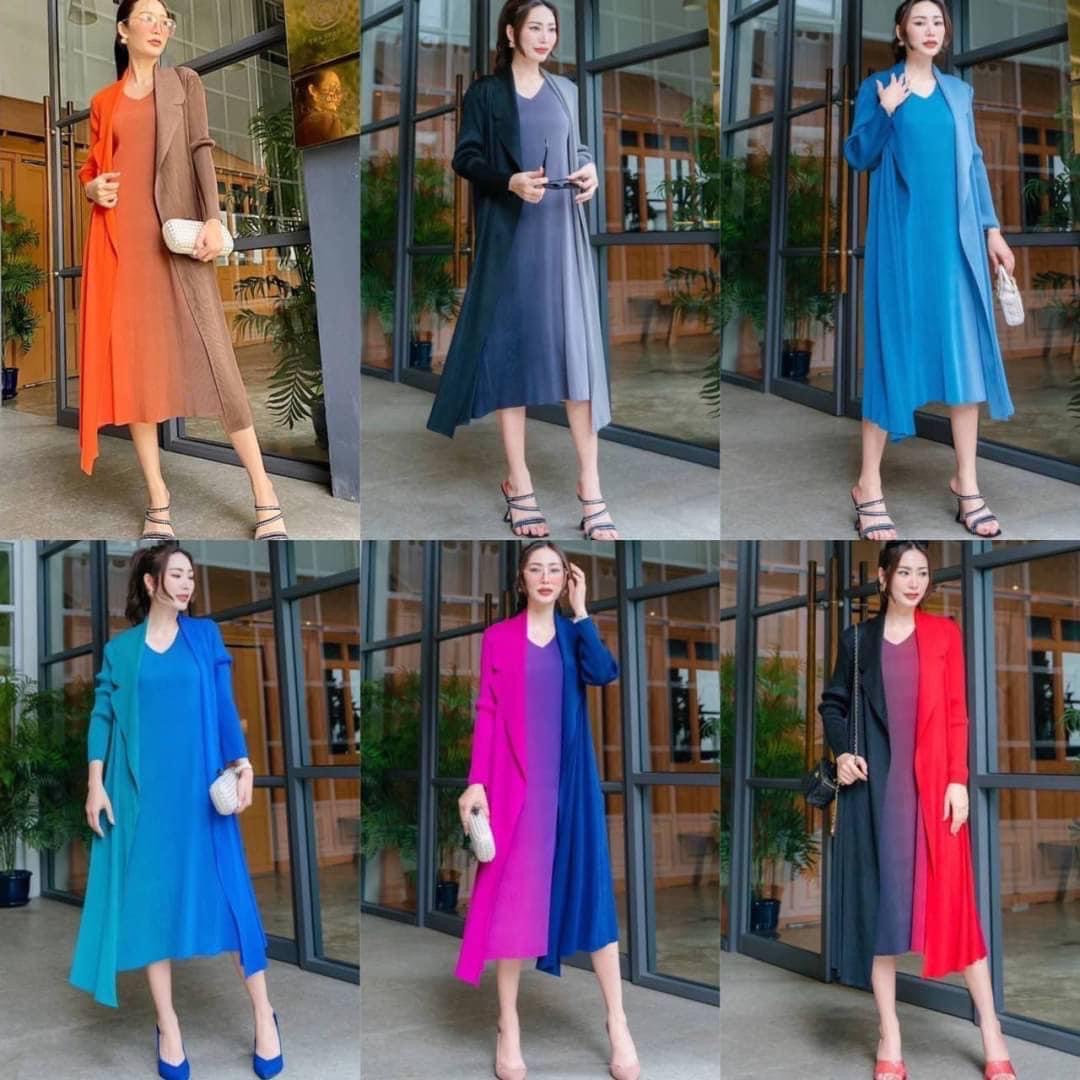 เดรสพลีทตัวยาว อัดพลีท 100% เนื้อเดียวกับงาน Brand งานเกาหลีแท้ 🇰🇷 ละเอียดสวยงาม High Quality 👍🏻 สินค้าคุณภาพ (พร้อมส่ง)