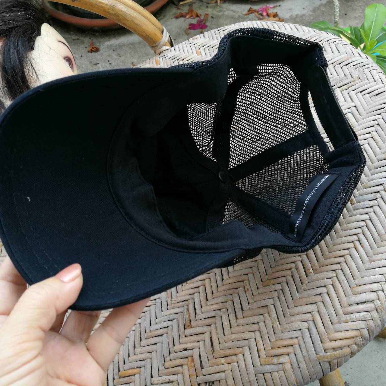 หมวกแก๊ปสีดำ ปักสวยมาก (ของใหม่)