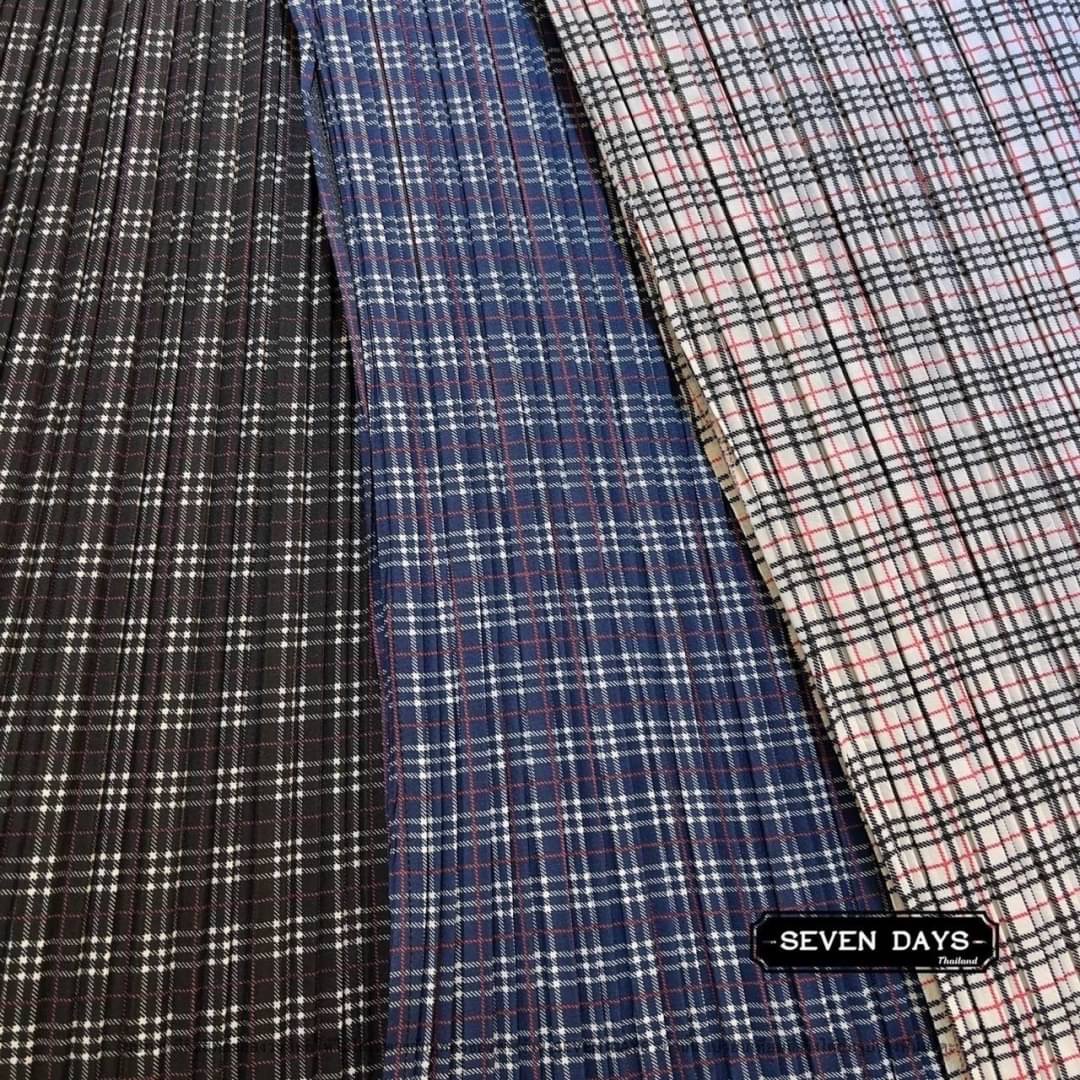 ชุดเดรสยาวผ้าอัดพลีททั้งตัวอย่างดี ลายเรียบ หรูสวย เนื้อผ้าทิ้งตัวและอยู่ทรงตามแบบฉบับงาน แบรนด์ ใส่สบาย สินค้าคุณภาพ (พร้อมส่ง)