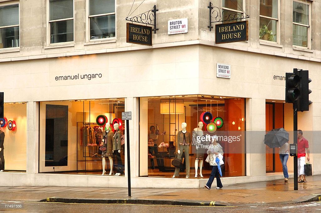 ผ้า silk คลุมไหล่ ผูกคอ emanuel ungaro