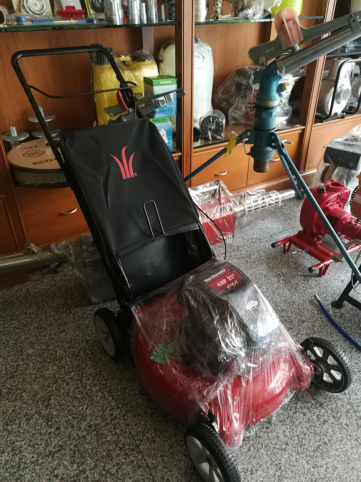 รถตัดหญ้า BRIGGS&STRATTON จากอเมริกา