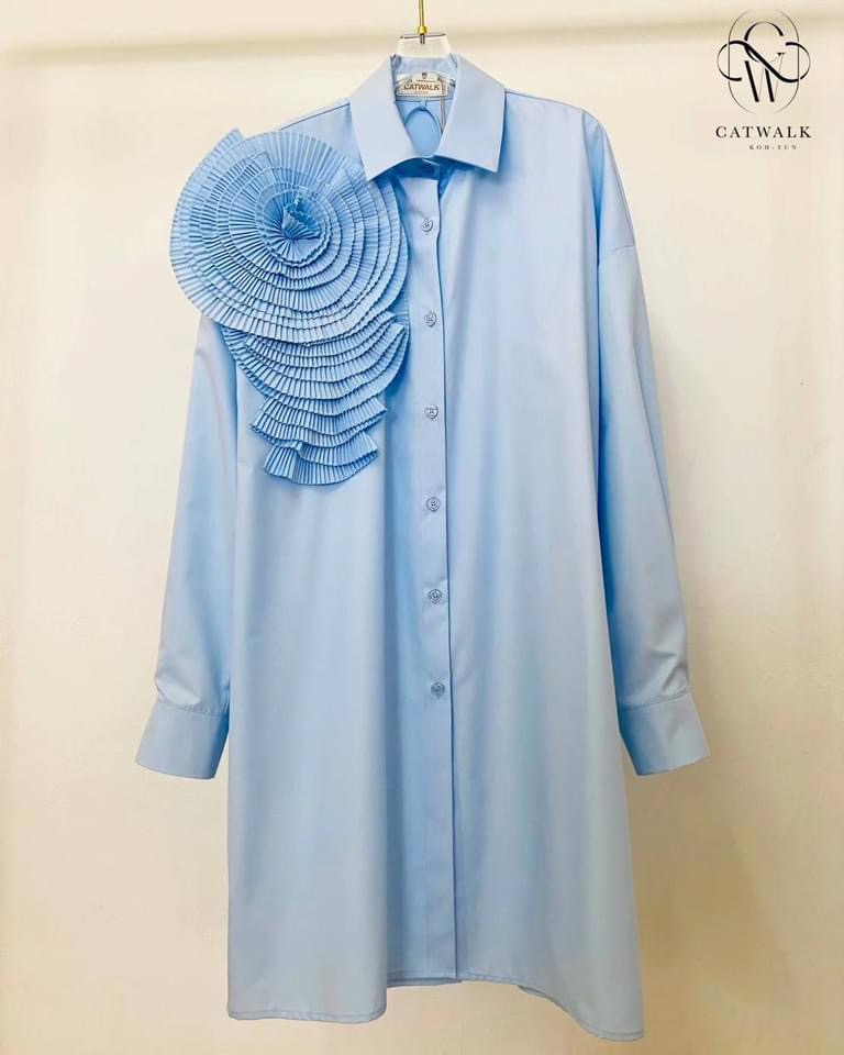 เดรสเชิ้ตแต่งดอกไม้อัดพลีท เนื้อผ้าเกรดเอ สินค้าคุณภาพ (พร้อมส่ง)