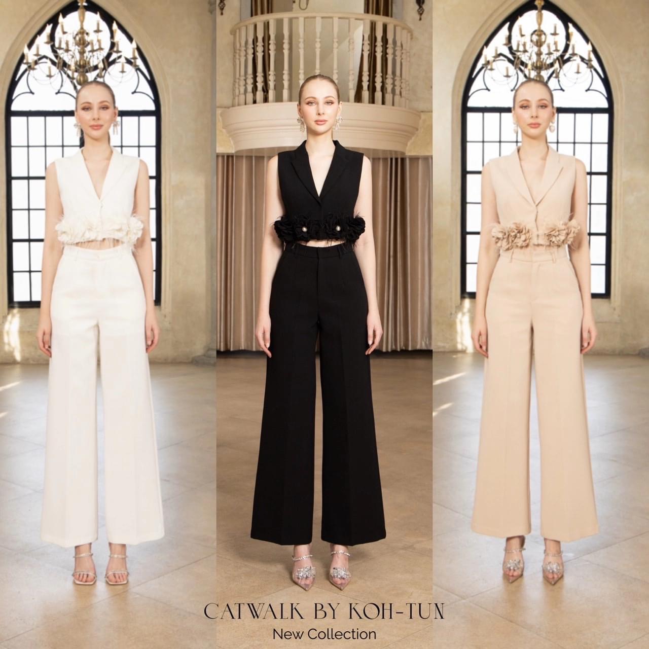 เซตครอปสูทแต่งดอกไม้ขนนกประดับมุก +กางเกงขายาว เอวสูง ทรงสวย เนื้อผ้าเกรดเอ ใส่สบาย สินค้าคุณภาพ (พร้อมส่ง)