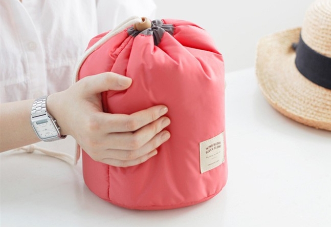 กระเป๋าเครื่องสำอางขนาดใหญ่ มาพร้อมกระเป๋าแยกขนาดเล็ก และถุง PVC ใส่แปรงแต่งหน้า (Travel Dresser Pouch)