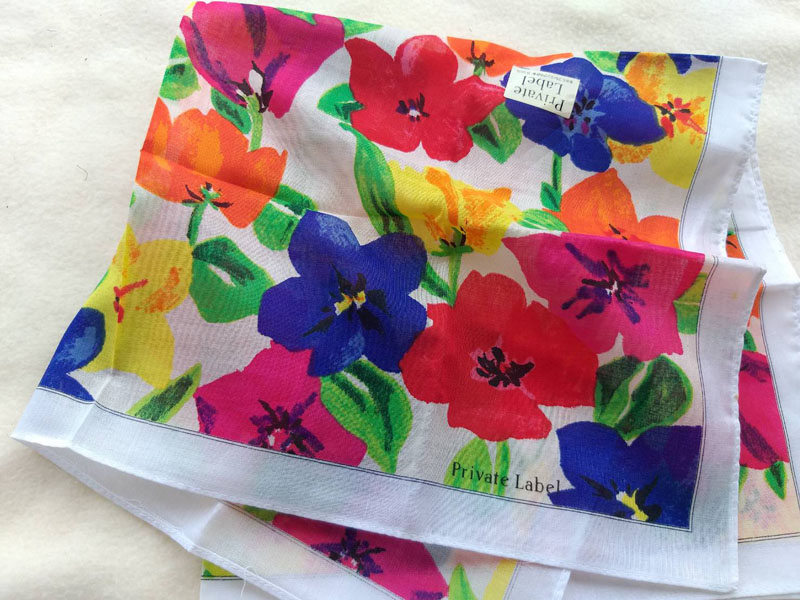 ผ้าเช็ดหน้า PRIVATE LABEL ลายดอกไม้สีสดๆ สวยสุดๆ