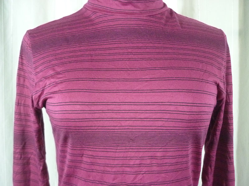 เสื้อฮีทเทคหญิง Uniqlo heattech Sz L