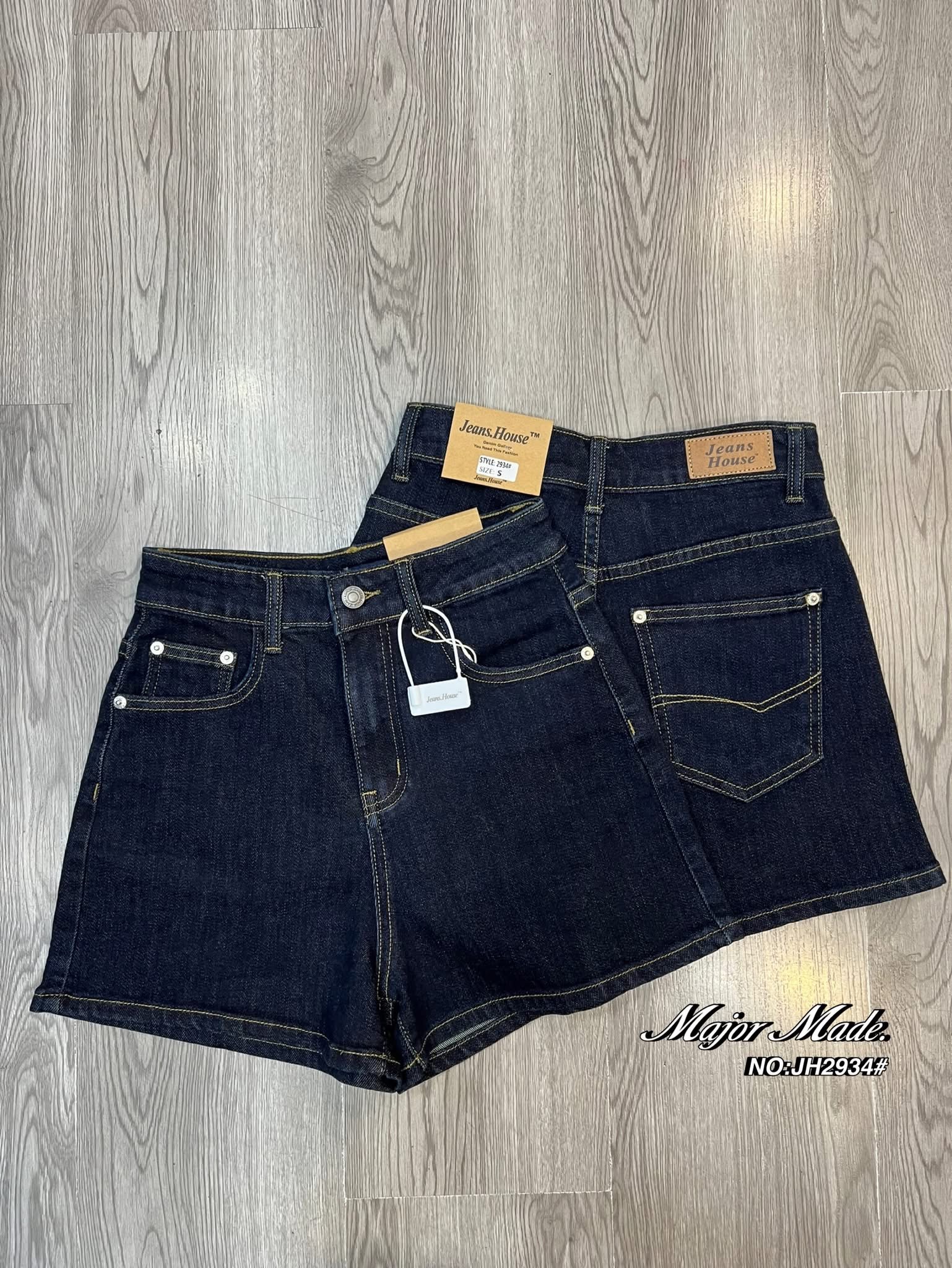 กางเกงยีนส์ขาสั้น เอวสูง ผ้ายีนส์ยืดค่า สีเข้มฟอกสวย เนื้อยีนส์ทอออกมาอย่างดีงาม ยกก้น เก็บพุง เอวเล็ก ใส่สบาย : สินค้าคุณภาพ (พร้อมส่ง)