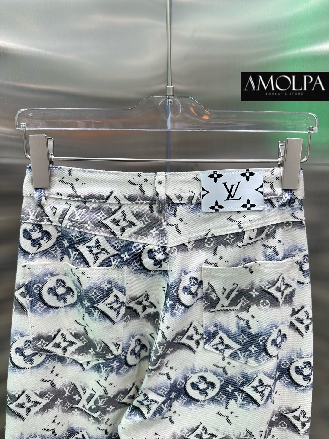 กางเกง LV DENIM ชนช๊อปปป สวยม๊ากกก ผ้ายีนส์แท้ 100เปอ อย่างดี ใส่สบาย : สินค้าคุณภาพ (พร้อมส่ง)