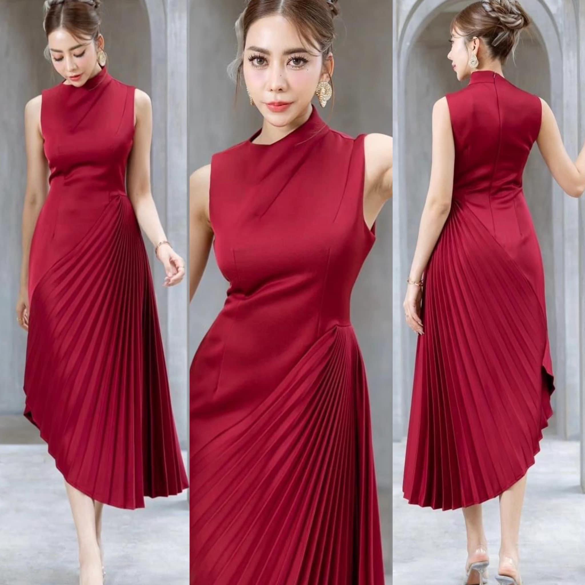 เดรสแขนกุดแต่งพลีทข้าง ช่วงตัวเป็นทรงเข้ารูป สวย กระโปรงด้านข้างแต่งด้วยผ้าอัดพลีทเฉียง ใส่สบาย สินค้าคุณภาพ (พร้อมส่ง)