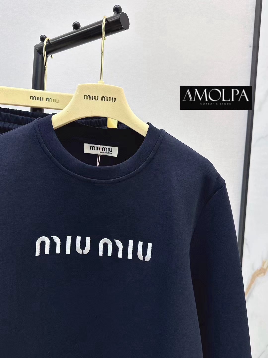 SET MIU MIU งาน hiend งานสวยสุดปังชนช๊อป สวยจี๊ด เนื้อผ้าดีม๊าก ใส่สบายสุดๆ ใส่สบาย : สินค้าคุณภาพ (พร้อมส่ง)