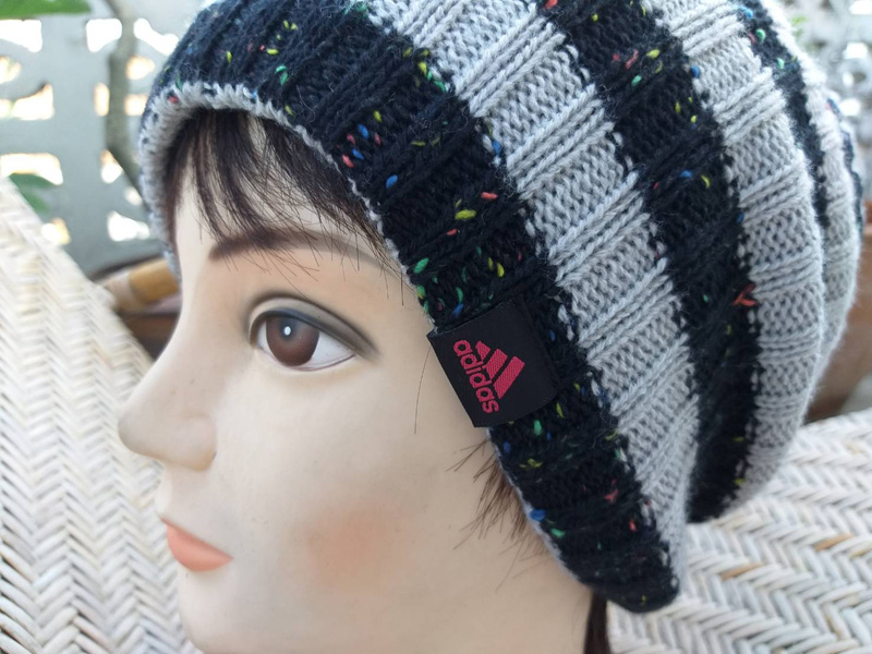 หมวกไหมพรม adidas ใส่ได้ 2 ด้าน