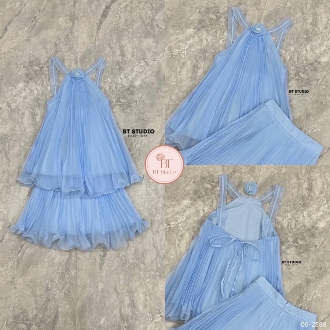 เซท 2 ชิ้น เดรสสายเดี่ยวสายแต่งระบาย ช่วงตัวผ้าชีฟองอัดพรีท กับกางเกงขาสั้นแต่งอัดพรีท งานสวยเนื้อผ้าดี ใส่สบาย มีซับในจ้า สินค้าคุณภาพ (พร้อมส่ง)