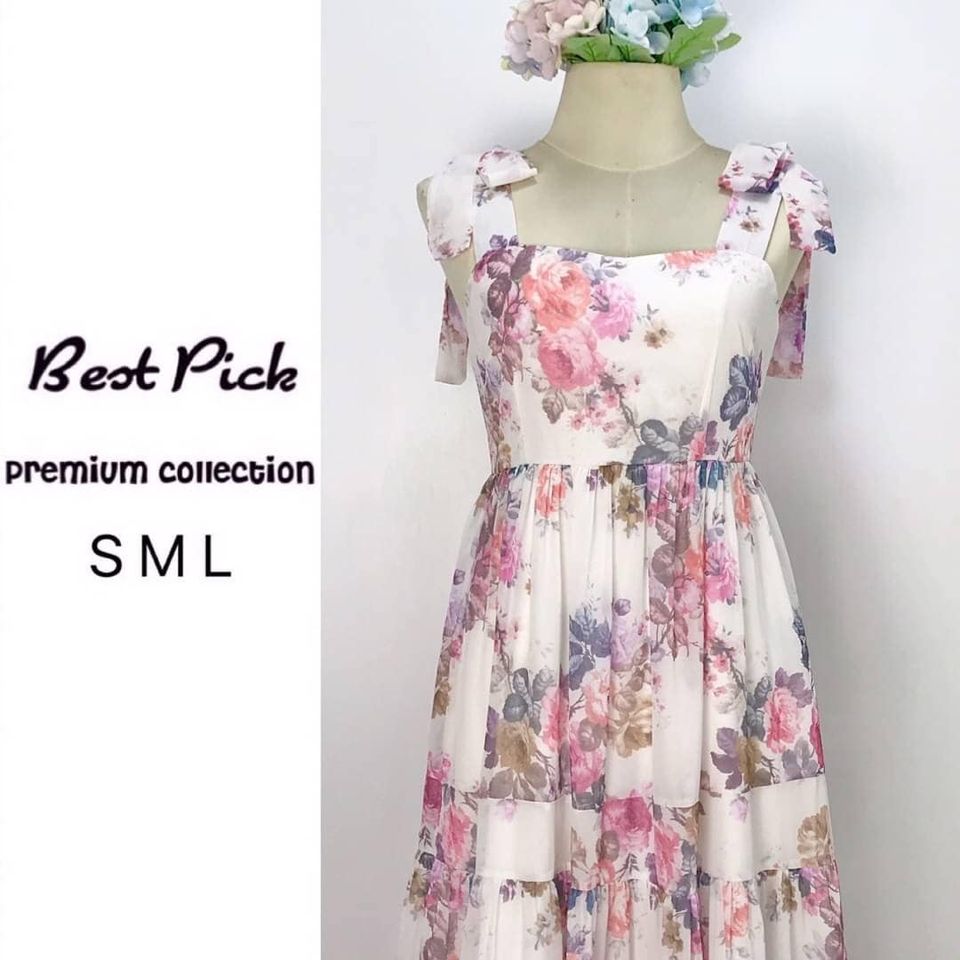 #แม็กซี่เดรสสายเดี่ยวผูกโบว์ไหล่ เนื้อผ้าพิมพ์ลายดอกไม้ สีสันสดใสสวยงามตามแบบ กระโปรงแต่งตัดต่อเป็นชั้นพริ้วสวย ดูดีมากค่ะ Summerนี้พลาดไม่ได้เลยนะคะ รีบจัดด่วนๆ : สินค้าคุณภาพ (พร้อมส่ง)